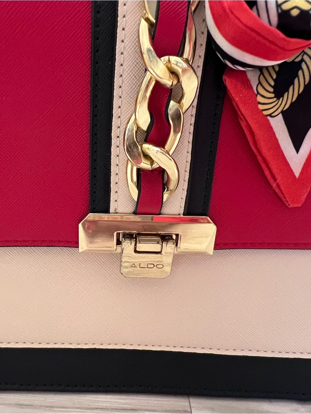 Gorgeous ALDO Cailla Top Handle Flap Satchel in a striking red, cream-white - Picture 2 of 10